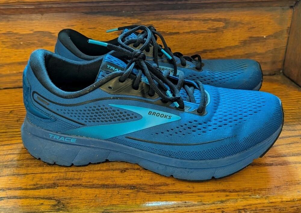 Brooks Trace 2 Men’s 10 Lace-Up Running Sneaker Malibu Blue/Black Mesh Low Top